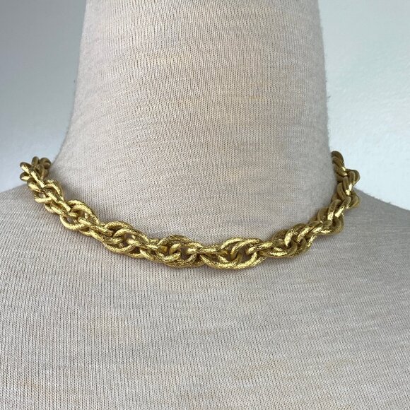 Vintage Unsigned Givenchy Gold Tone Thick Big Chain Link Necklace 18.5" - Picture 1 of 8